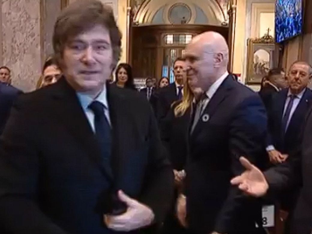 Javier Milei vinculó a Villarruel y a la oposición...